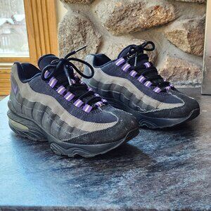 Nike AirMax Gray/Purple Cross Training Sneakers Size 4.5